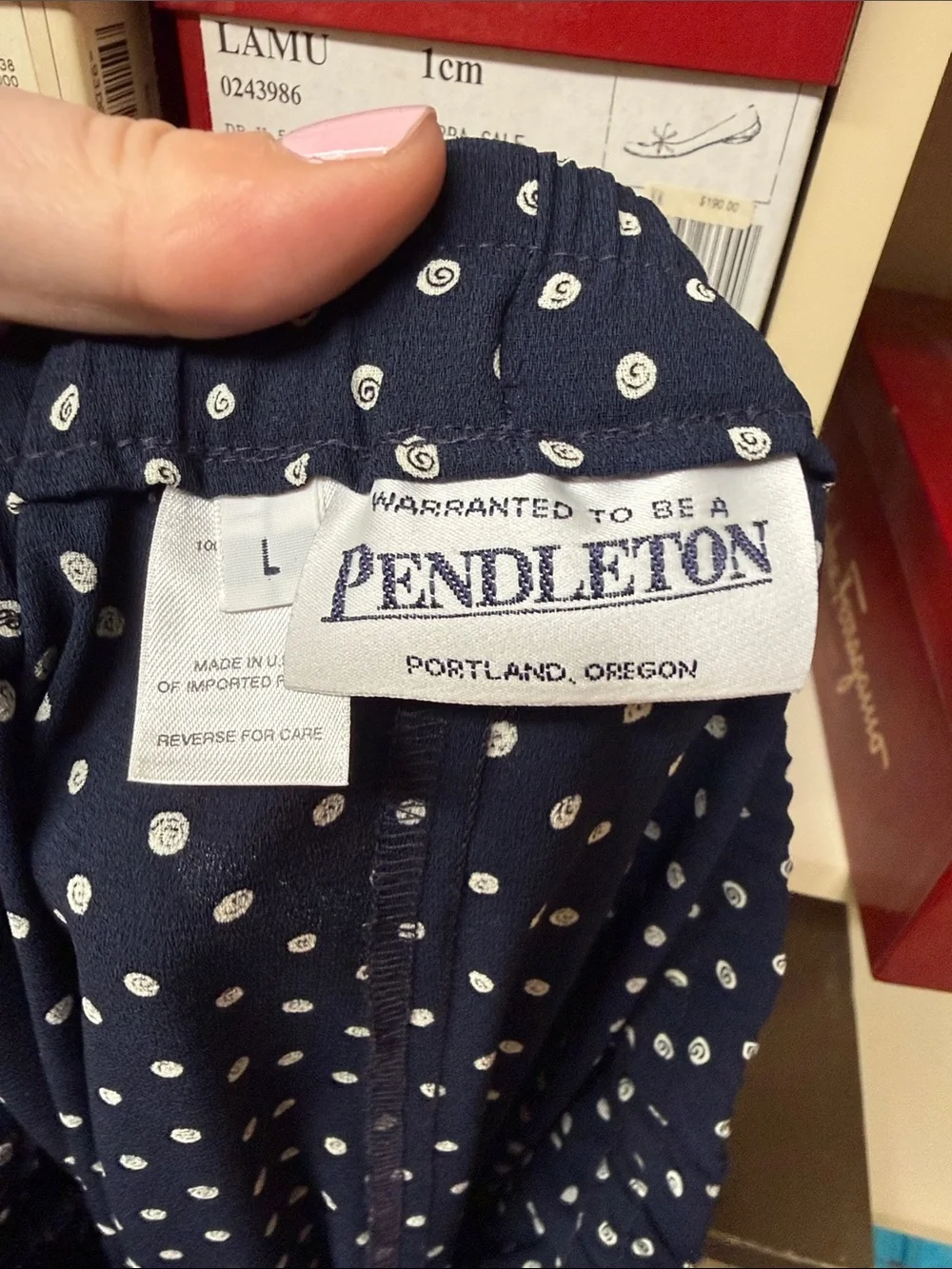 Pendleton Navy and White patterned matching Set